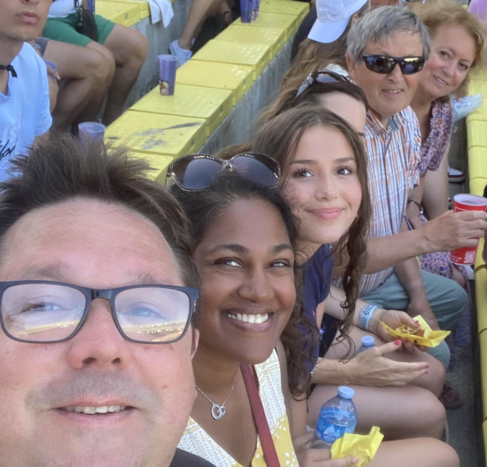 Van Toby Elise Martin Jenny